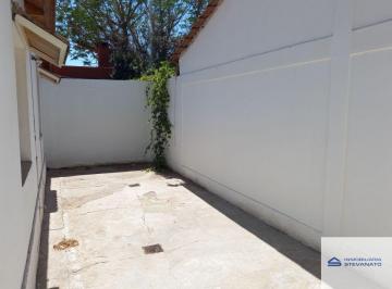 Casa de 4 ambientes, Maipú · Casa en Alquiler C/ Cochera en Maipú
