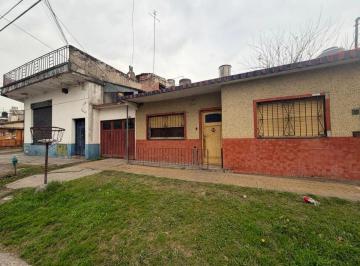 Casa de 4 ambientes, Merlo · Venta Casa 4 Ambientes + Local Comercial en Esquina Merlo