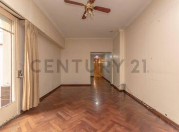 Departamento · 66m² · 2 Ambientes · Venta 2 Ambientes C/ Patio en Palermo
