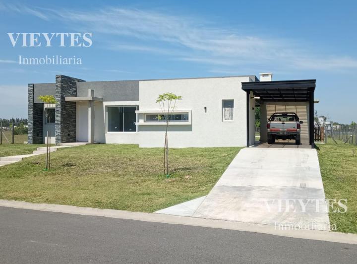 Casa · 150m² · 5 Ambientes · 2 Cocheras