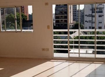 Departamento de 1 ambiente, Flores · Monoambiente con Balcón. Muy Luminoso