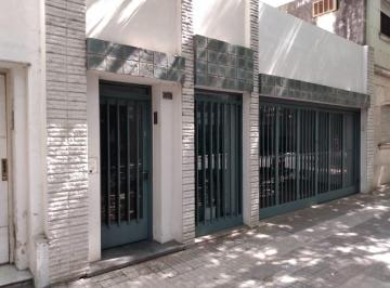 Casa · 165m² · 5 Ambientes · 3 Cocheras · Venta: Casa con Local Al Frente, Apta Profesional Y/o Lote Para Desarrollador. Rosario.