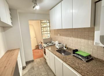 Departamento · 54m² · 3 Ambientes · 1 Cochera · Departamento en Venta 2 Dorm., Centro Al Frente