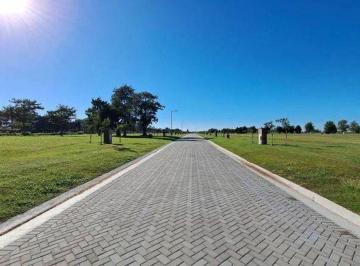 Terreno · 1000m² · Lote en Venta en Santomas de 1000 m²