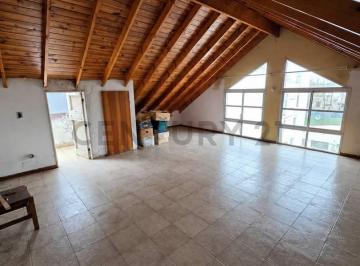 PH · 130m² · 4 Ambientes · 1 Cochera · Venta PH 4 Ambientes a Refaccionar con Altillo y Entrada de Auto en Villa Ballester