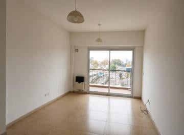 Departamento · 45m² · 2 Ambientes · Alquiler Departamento Maconda 2 Ambientes con Cochera - Quilmes Centro
