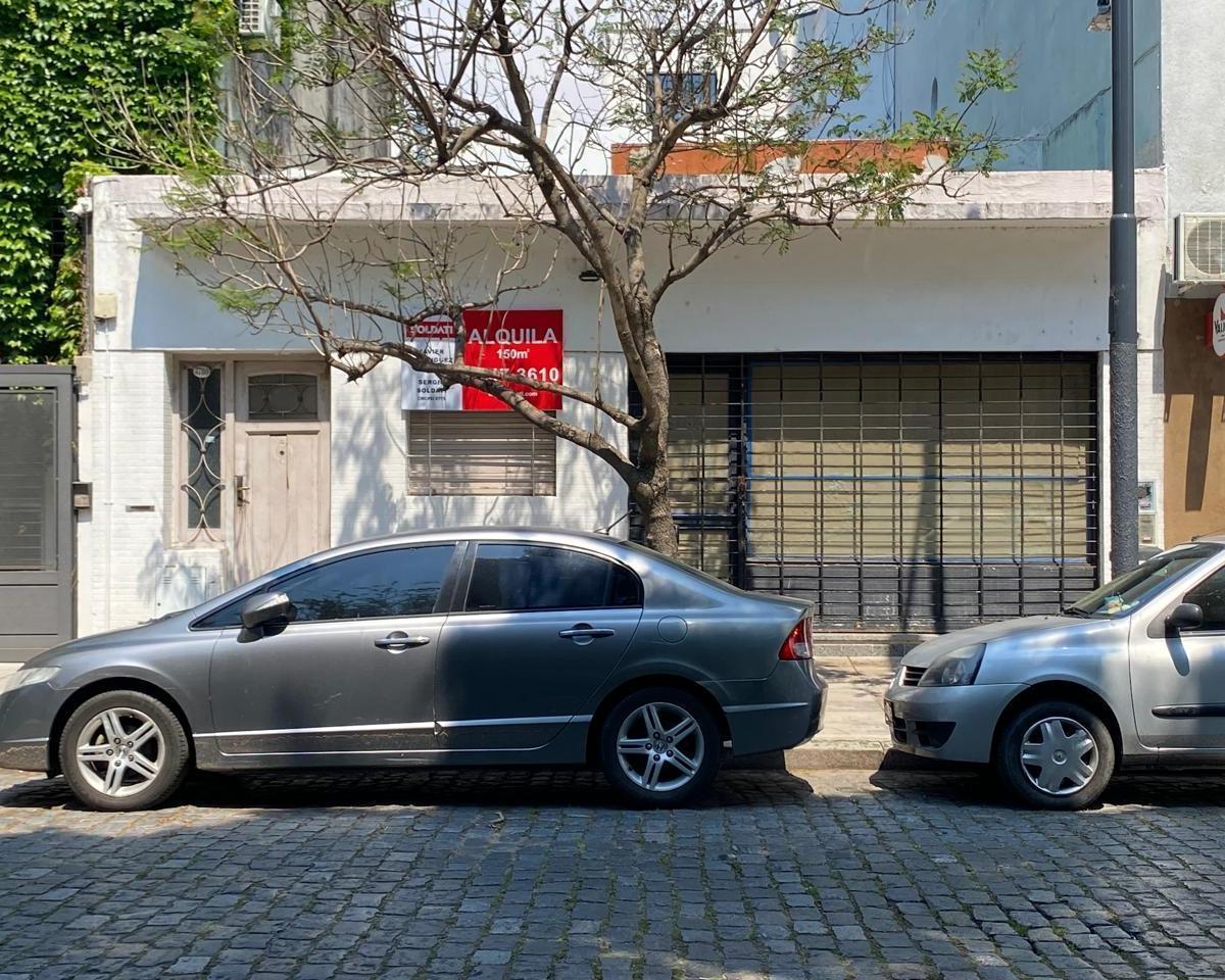 Mendoza al 3700, Belgrano R, Belgrano