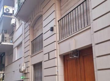 Departamento de 4 ambientes, Recoleta · Piso de Categoría, Todo Refaccionado! Listo Para Vivir!