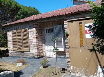 Casa · 60m² · 3 Ambientes · 1 Cochera · Venta Casa Estilo Americana Lote de 360 m² Faro