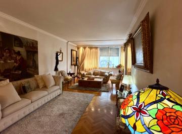Departamento · 158m² · 6 Ambientes · 1 Cochera · Semipiso en Venta, Al Frente 6 Amb en Recoleta