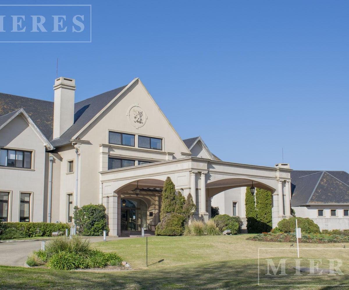 Lote de 1018m² en Venta en Pilar Golf, Pilar Golf, Pilar