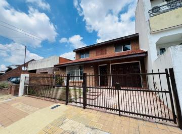 Casa · 162m² · 5 Ambientes · 1 Cochera · Casa 5 Ambientes en Venta en Olivos