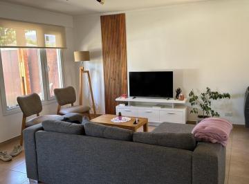 Departamento · 90m² · 4 Ambientes · 2 Cocheras · Departamento en Venta 2 Dorm. con Cochera y Vista a La Montaña