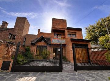 Casa · 140m² · 6 Ambientes · 1 Cochera · Venta Casa 6 Amb C/pileta y Quincho - Muñiz - San Miguel