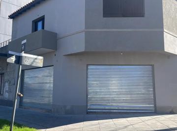Local comercial de 1 ambiente, Morón · Local en Esquina Reciclado a Estrenar