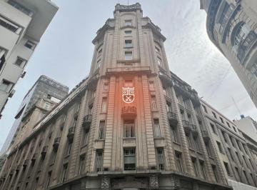 Edificio · 12797m² · 13 Ambientes · Edificio en Block de 13.634 m²