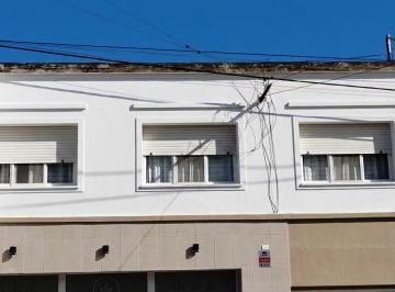 Departamento de 6 ambientes, Coronel Suárez · Alem 437 - Dpto. en Venta