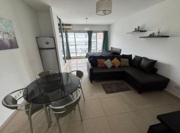 Departamento · 33m² · 1 Ambiente · Alquiler Mono Lumin Balcon Frente Pileta Amoblado
