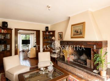 Casa · 231m² · 5 Ambientes · 2 Cocheras · Venta Casa 5 Ambientes Jardin Pileta Las Lomas San Isidro