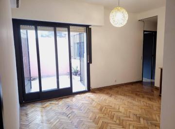Departamento de 2 ambientes, Villa del Parque · Venta Departamento Dos Ambientes con Patio. Villa del Parque