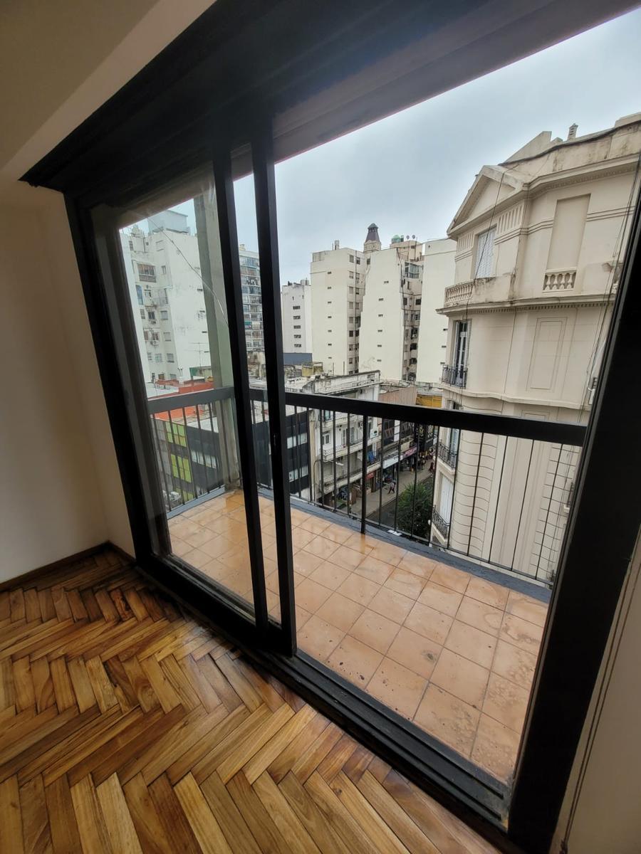 Sarmiento al 2700