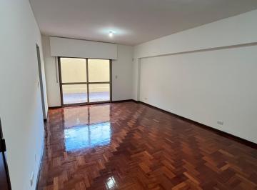 Departamento de 7 ambientes, Ciudad de Mendoza · Amplio Departamento Micro - Centro Mza