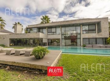 Casa · 489m² · 4 Ambientes · 3 Cocheras · Casa en Venta en Canning, Saint Thomas Este - Oeste