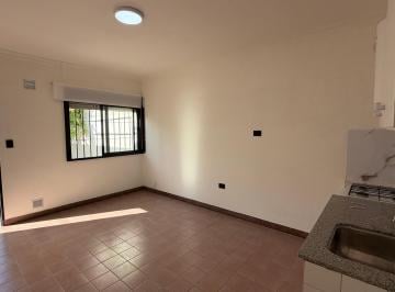 PH de 2 ambientes, La Plata · PH en Venta un Dormitorio 30 56 y 57