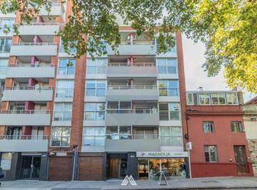 Departamento · 40m² · 2 Ambientes · 1 Cochera · Alquiler Parque Rodo 1 Dormitorio Garage Al Frente