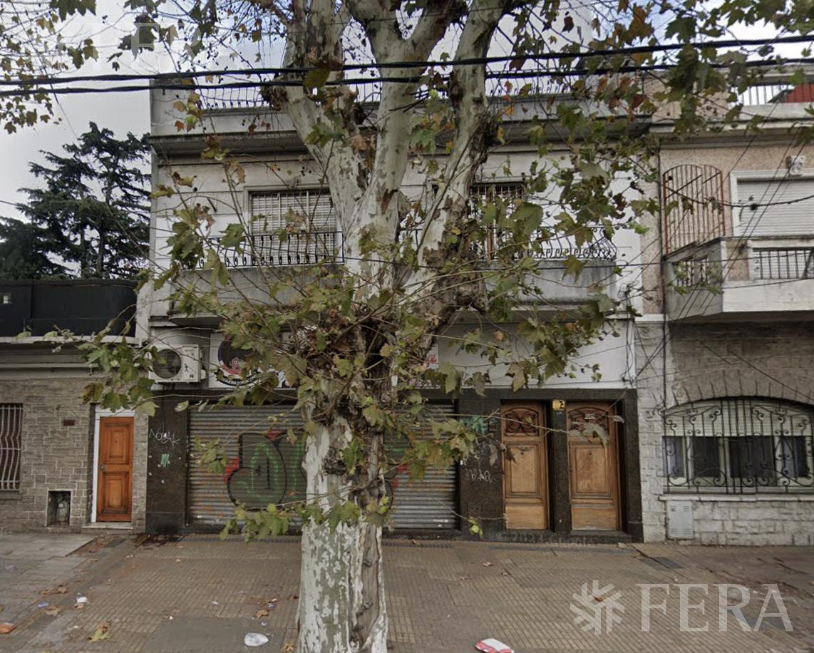 AV Mitre al 5100, Villa Dominico, Avellaneda