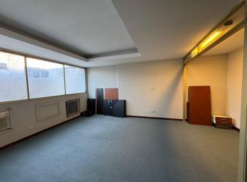 Oficina comercial · 119m² · Alquiler Oficina 120 m² en Av Gnrl Paz. B° Centro.