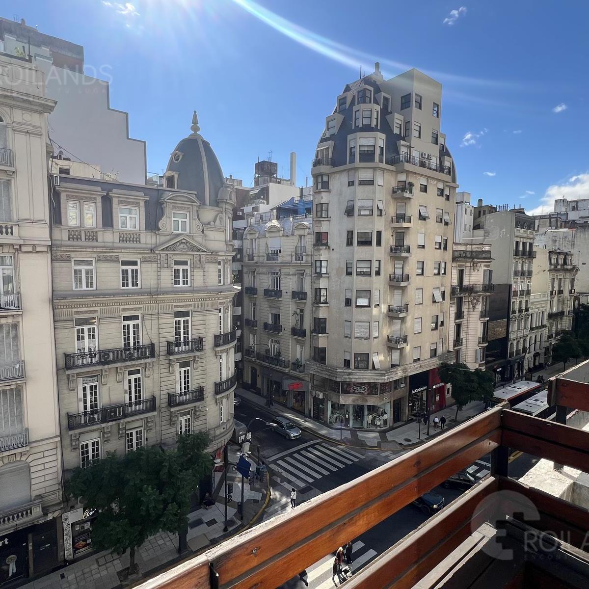 Av. Sta. Fe al 1700