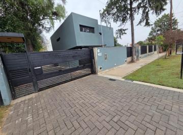 PH · 140m² · 5 Ambientes · 1 Cochera · Alquiler Duplex, Housing Pequeño, 3 Dorm., 3 Baños