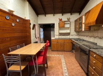 Casa · 171m² · 5 Ambientes · 2 Cocheras · Casa en Venta San Isidro | 3 Dorm. Suit y Cochera