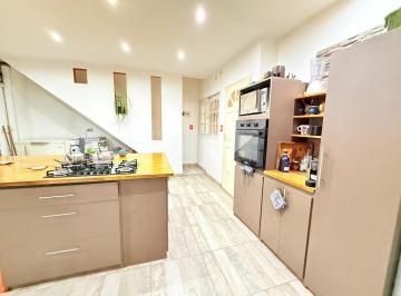 Casa · 231m² · 7 Ambientes · 2 Cocheras · Venta Casa 7 Ambientes Ituzaingo Norte