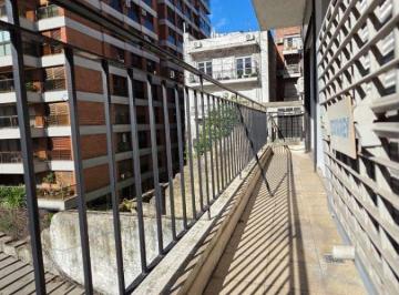 Departamento de 4 ambientes, Recoleta · Pacheco de Melo 1900 3 Dorm. con Dependencias y Cochera