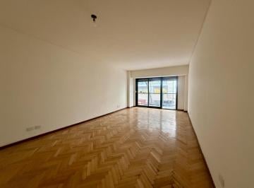 Departamento · 123m² · 4 Ambientes · 1 Cochera · Departamento Venta 4 Amb Frente Dependencia Cochera y Baulera