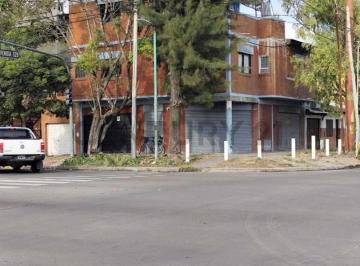 Local comercial · 190m² · 2 Dormitorios · 1 Cochera · Venta de Casa y Local Comercial