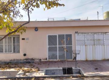 Casa · 167m² · 7 Ambientes · 1 Cochera · Casa en Venta, Excelente Ubicación!