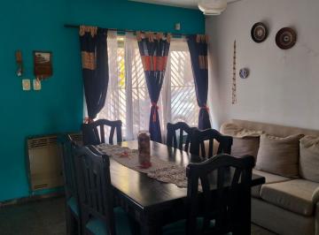 Casa · 167m² · 7 Ambientes · 1 Cochera · Casa en Venta, Excelente Ubicación!
