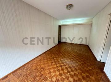 Departamento · 58m² · 3 Ambientes · Venta 3 Amb Microcentro con Baulera - Oportunidad