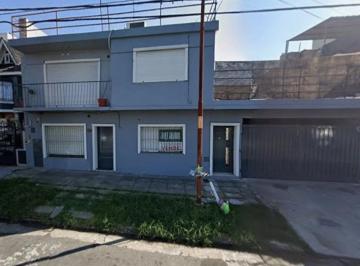 NFX-NFX-41_2 · Casa en Venta en Ramos Mejia