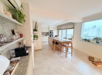 Departamento · 130m² · 4 Ambientes · 1 Cochera · Venta - Departamento de 3 Dorm. en Centro, Rosario