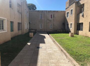Departamento · 43m² · 2 Ambientes · 1 Cochera · Departamento en Complejo Cerrado, con Cochera y Asador