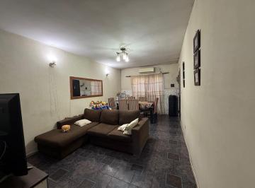 Casa · 85m² · 4 Ambientes · 1 Cochera · Venta Casa 4 Ambientes con Pileta San Miguel
