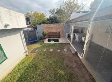 Casa · 82m² · 3 Ambientes · Casa en Ingeniero Adolfo Sourdeaux