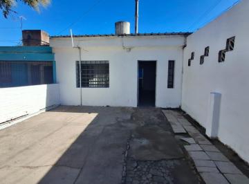 Casa · 68m² · 2 Ambientes · 1 Cochera · Casa en Marqués de Sobremonte