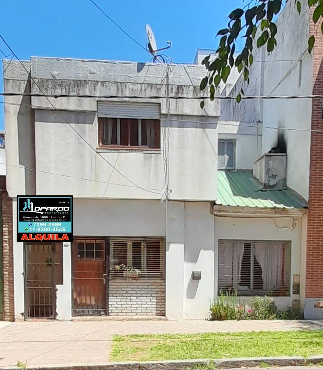 Azopardo 177, Remedios de Escalada, Lanús