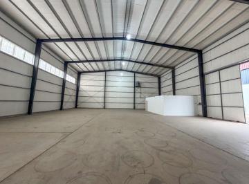 Bodega-Galpón de 5 ambientes, Córdoba · Bodega - Galpon de 600 m² en Alquiler en Polo 52