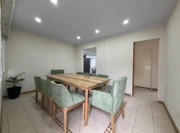 Casa · 100m² · 4 Ambientes · Venta Casa 4 Amb. C/patio, Parrilla - Pilar Centro